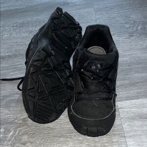 adidas Kids Black Low-Top Sneakers